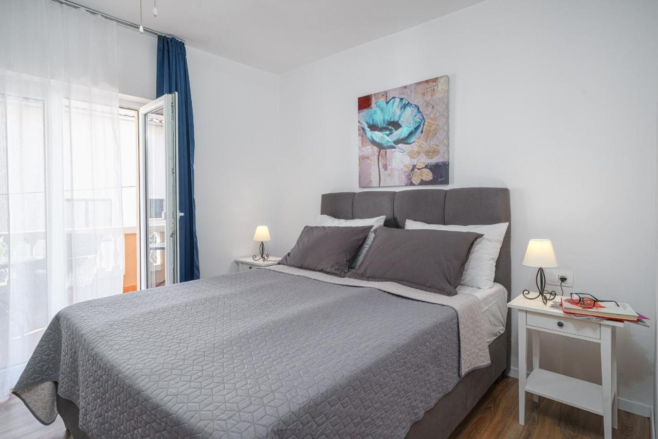Apartments Vesna Vodice Exterior photo